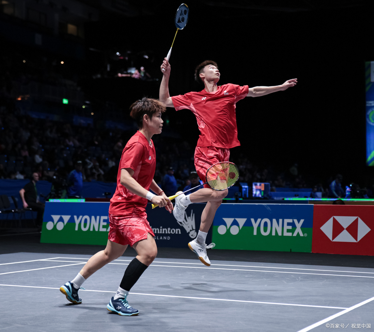 不受球手或 不受球手或