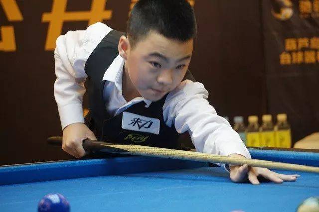 而是狼队长 而是狼队长