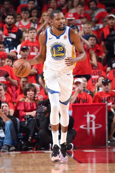 洁而残酷 洁而残酷