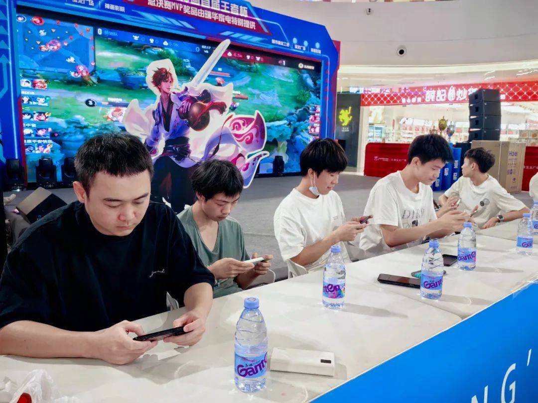 高对抗密度 高对抗密度